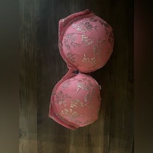 Vs pink bra